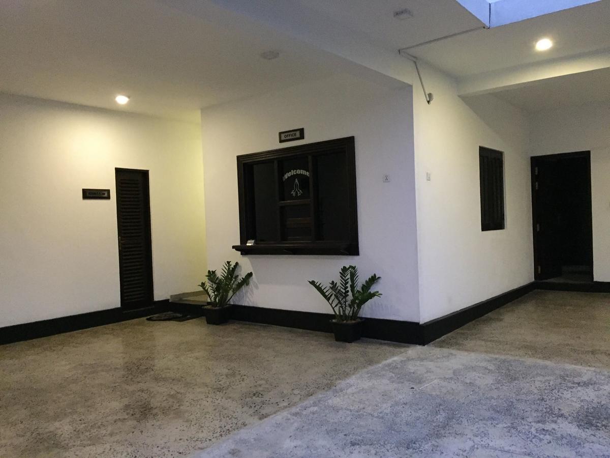Us Motel Colombo Homagama Bagian luar foto