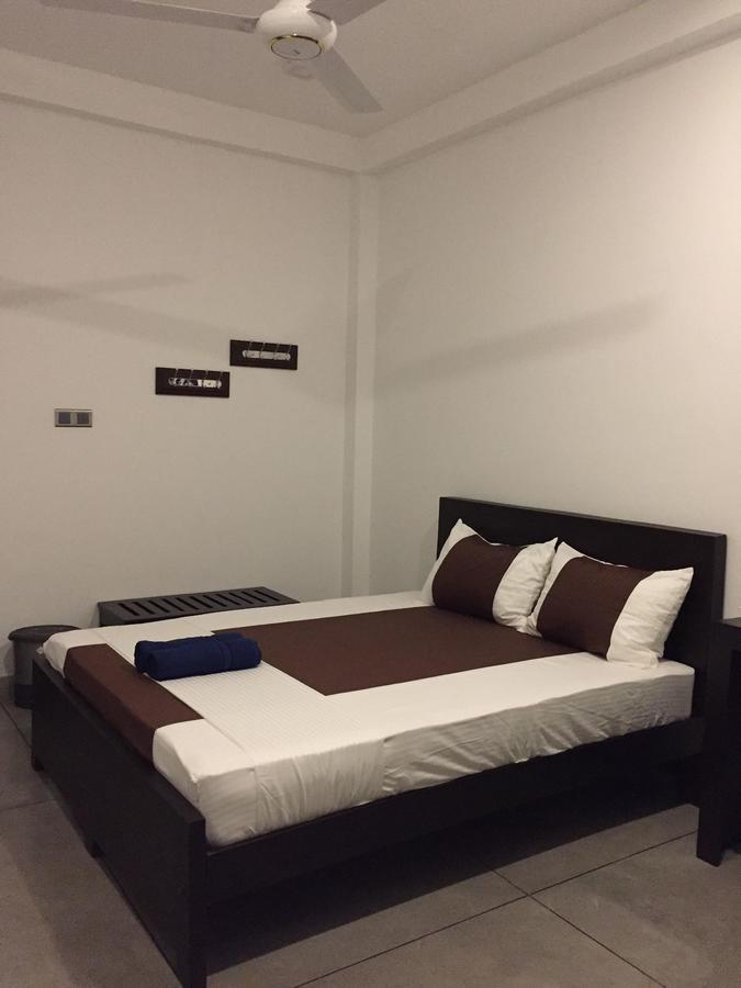 Us Motel Colombo Homagama Bagian luar foto