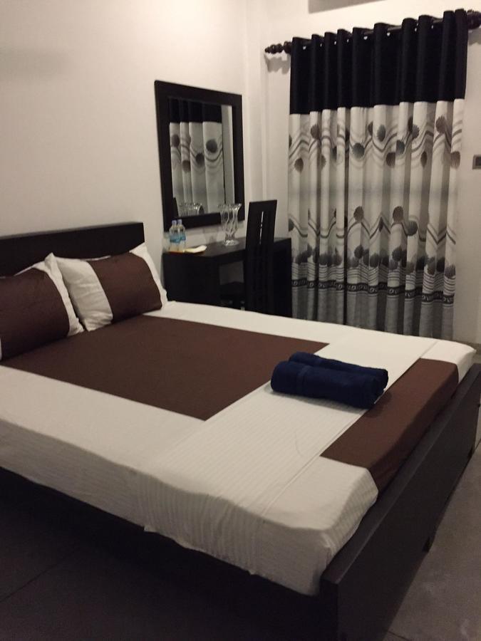Us Motel Colombo Homagama Bagian luar foto