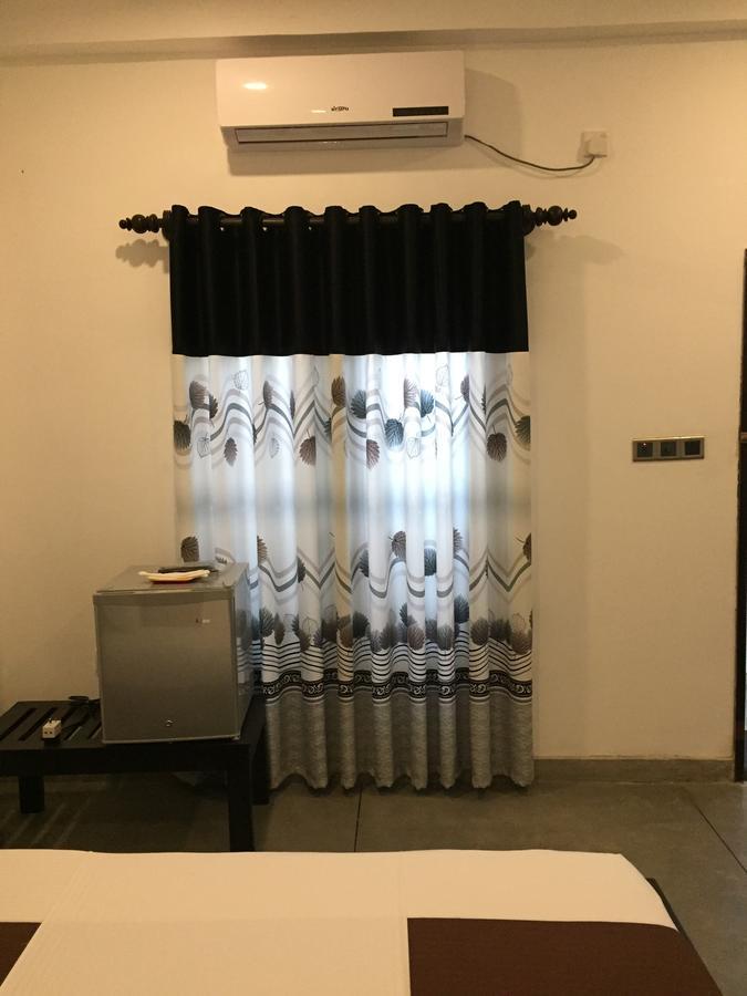 Us Motel Colombo Homagama Bagian luar foto